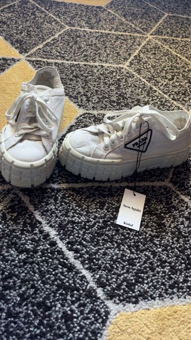 Buty damskie Prada