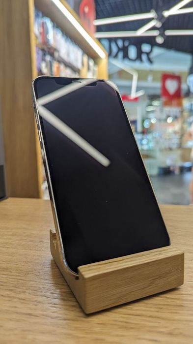 12 Pro 256 Silver Б\У ДНЕПР АППОЛО ЯБКО Кредит 0%