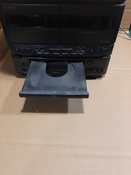 Музыкальный центр  Sony