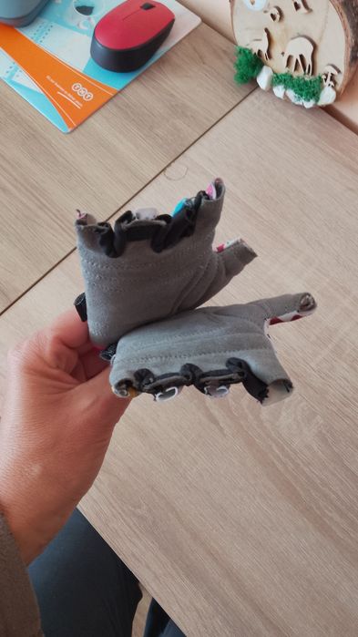 Rękawiczki na rower dla dziewczynki