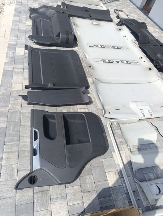 Wnętrze tapicerki multivan VW t5 t5