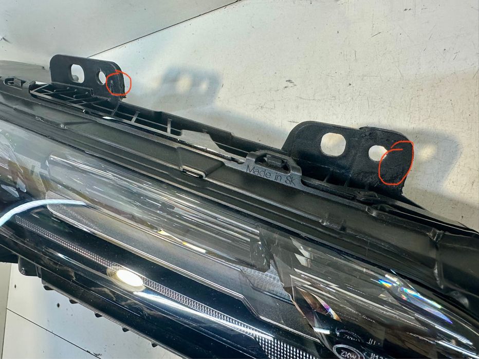 Фара правая Bmw i7 G70 Crystal Swarowski 9879936-15