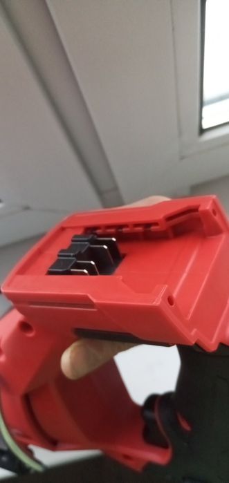 Безщіткова шабельна пила Milwaukee M18 2821-20 FUEL SAWZALL із США