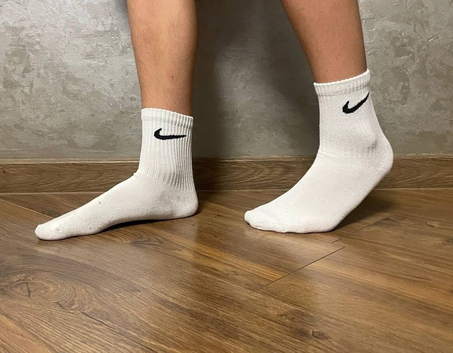 Білі шкарпетки Nike