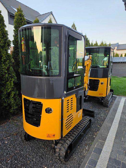 Sprzedam mini koparkę 1150kg, sprowadzoną z Chin.