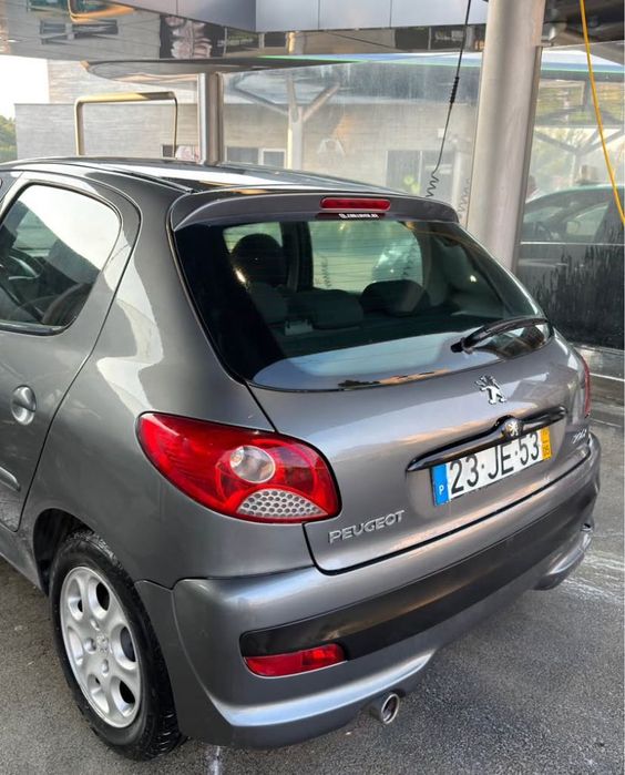 Peugeot 206+ 1.1 gasolina
