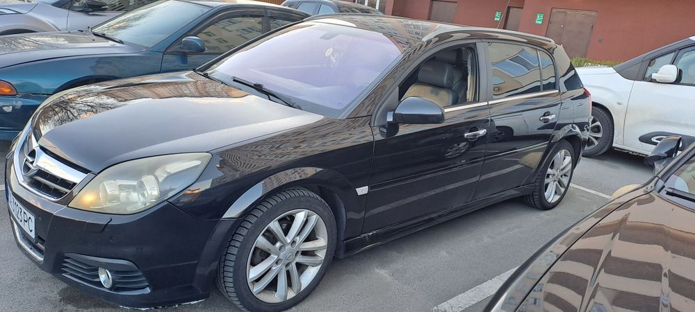 Продам Opel Signum