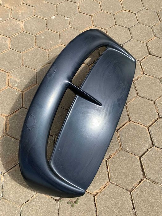 Aileron / Spoiler traseiro MG ZR com 3.º stop