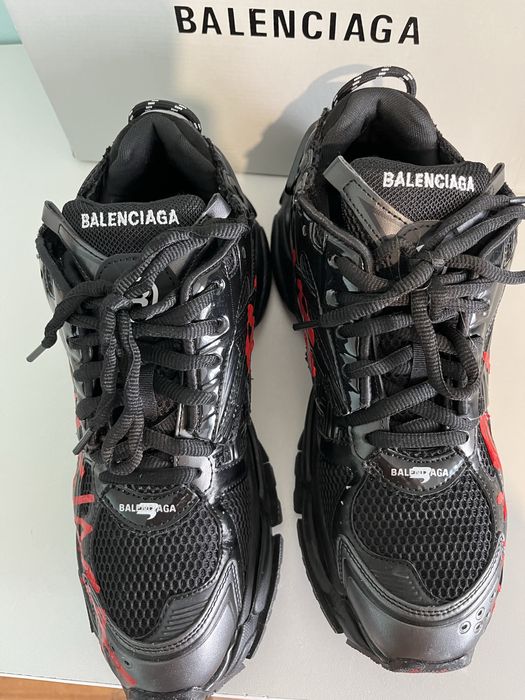 Balenciaga Runner Graffiti Black Red