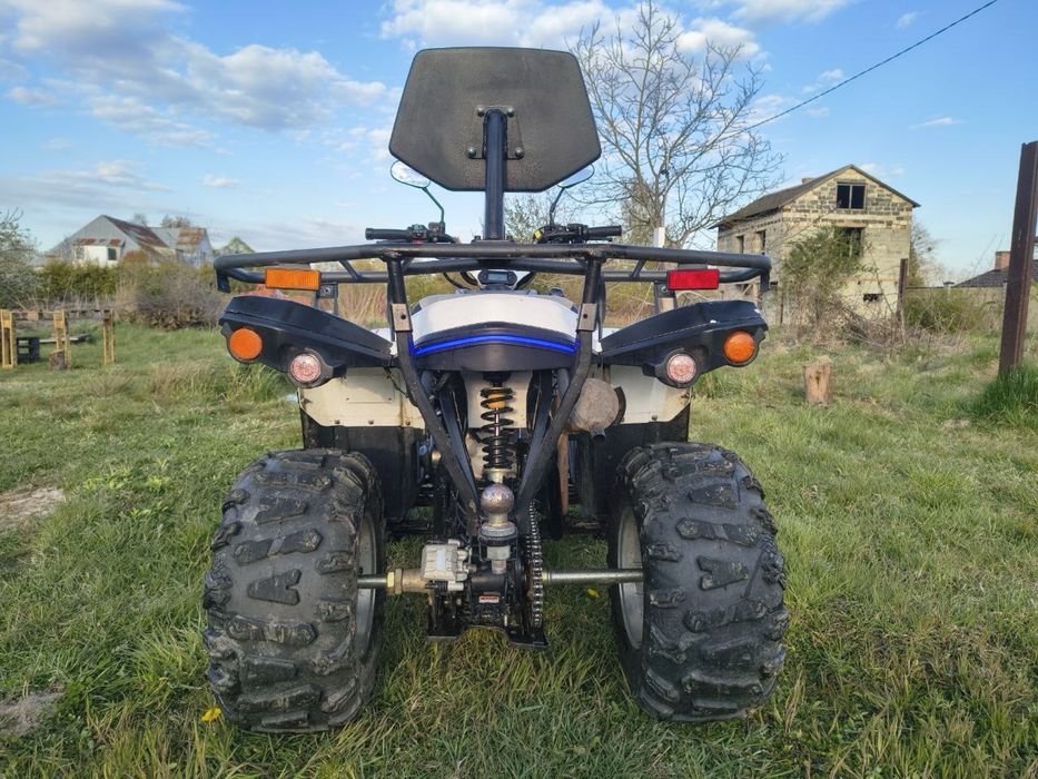 Квадроцикл Linhai z180 .