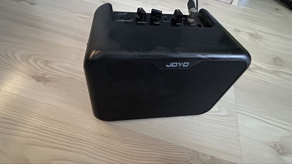 Gitara elektryczna dla początkujących Ever Play ST-2 BK + Joyo MA-10E