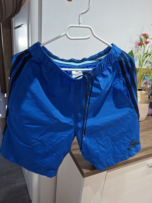 Spodenki Adidas  sportowe i kąpielowe