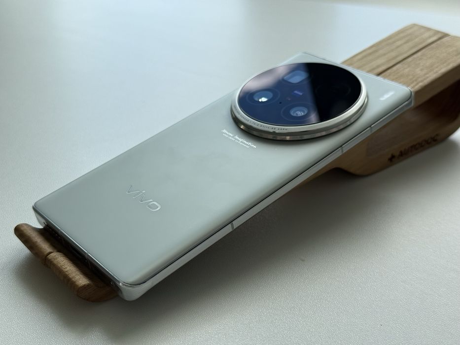 Vivo X100 Ultra 16/1 ТБ