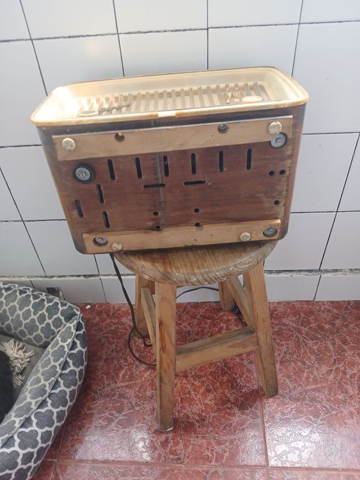 Vendo rádio antigo