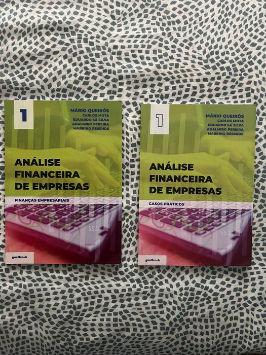 Conjunto de Livros "Análise Financeira de Empresas"