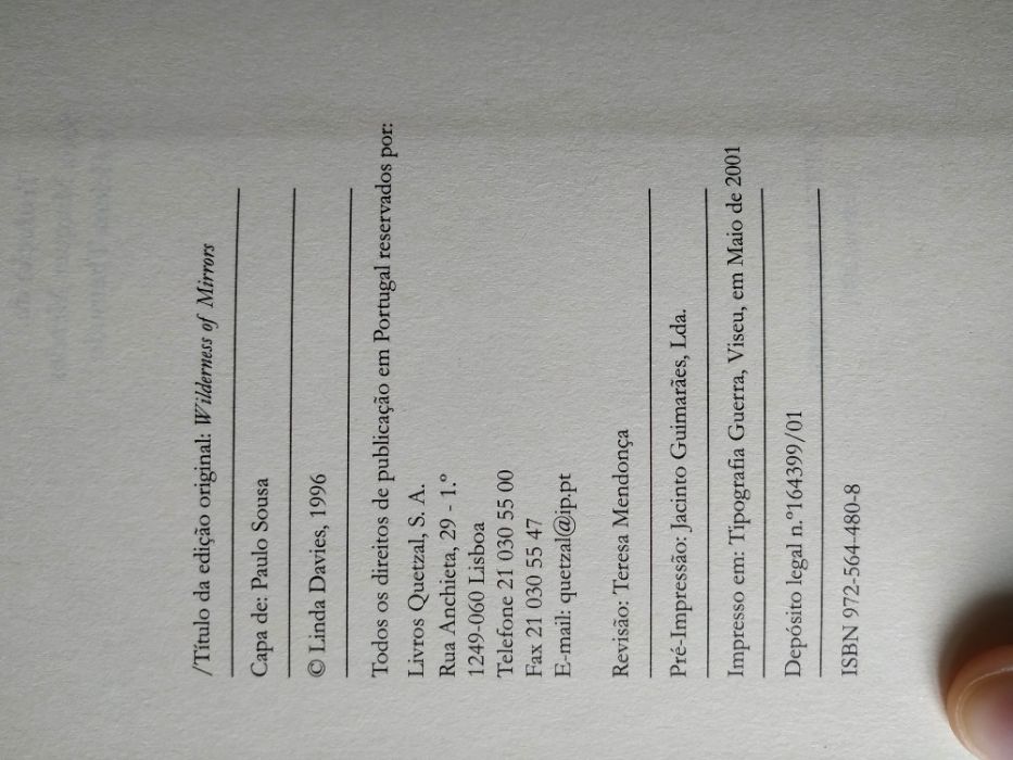 "Jogo de Espelhos", policial de Linda Davies