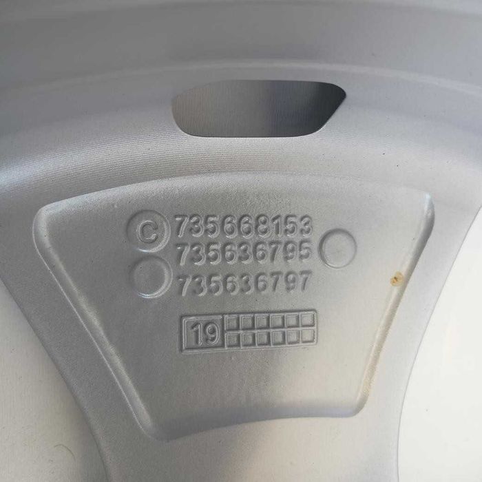 Felgi aluminiowe 5x110 18 JEEP Compass Renegade HURT