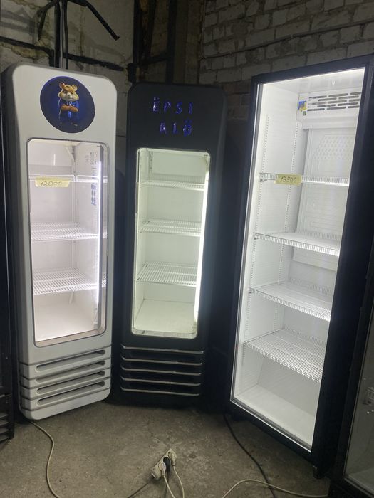 Холодильный шкаф двухдверный однодверный Холодильник торговый витрина