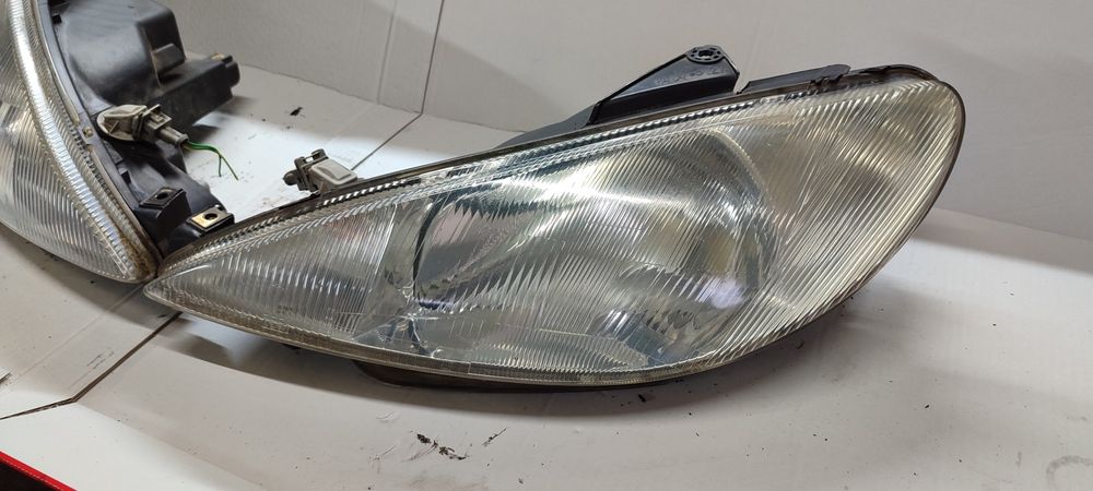 Lampy przednie Peugeot 206 lampy przód lewa prawa komplet