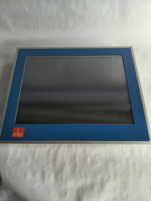 przemysłowy panel PC firmy Beckhoff, dokładnie model CP6202-1049-0050