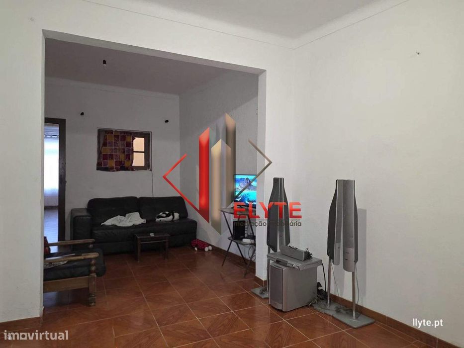 Moradia de 4 assoalhadas em Benfica do Ribatejo