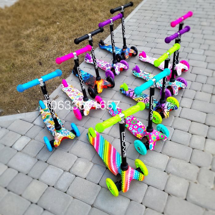 Дитячій триколісний самокат Mini від 2 років