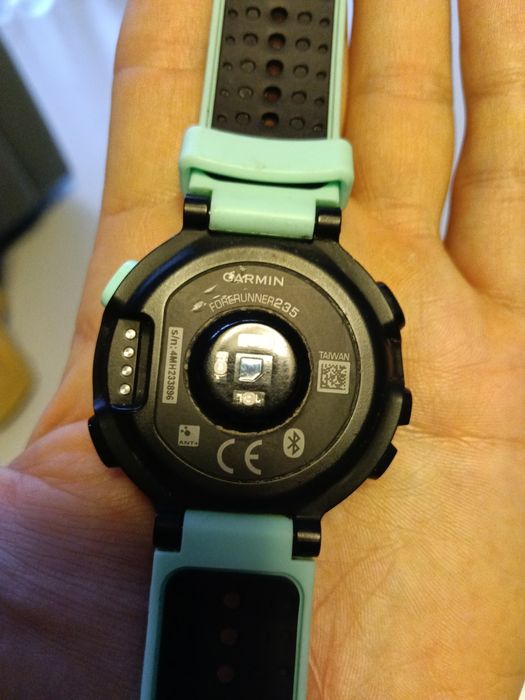 Garmin forerunner 235