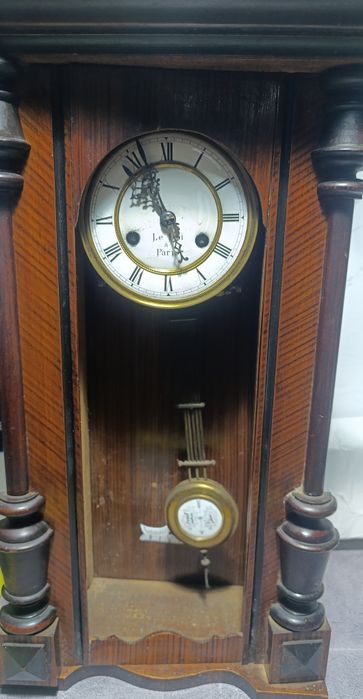 Антикварний Настінний Годинник "Le Roi à Paris" з Маятником та Ключем