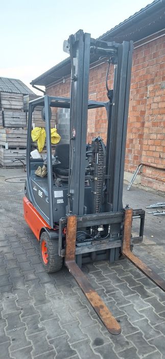 Wózek widłowy elektryczny Linde E16