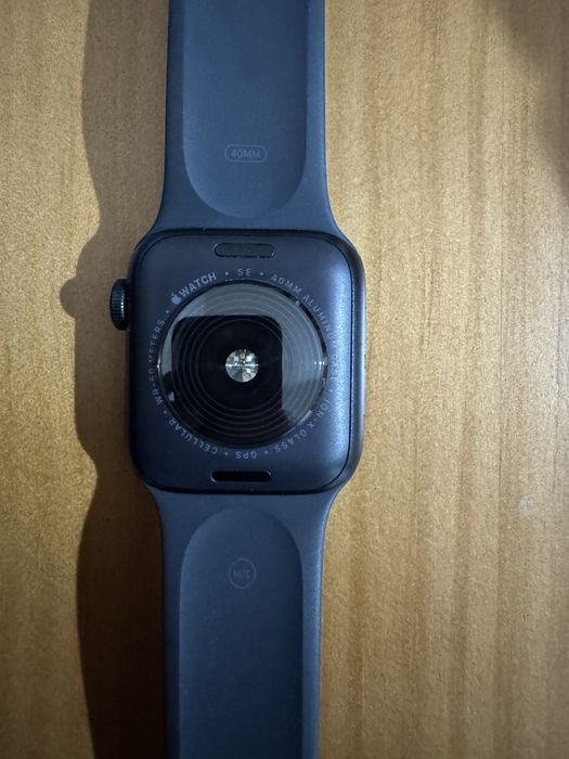 apple watch se 3 40mm gps + cellular