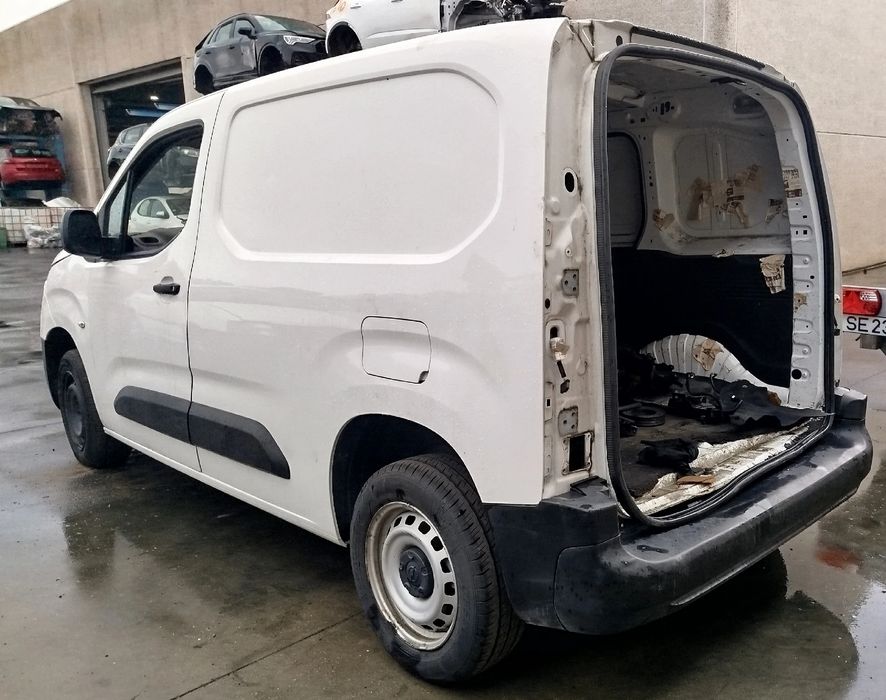 Para peças OPEL Combo Furgão/Combi (X19)