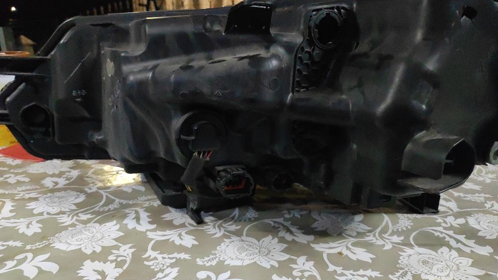 Farol Nissan Qashqai