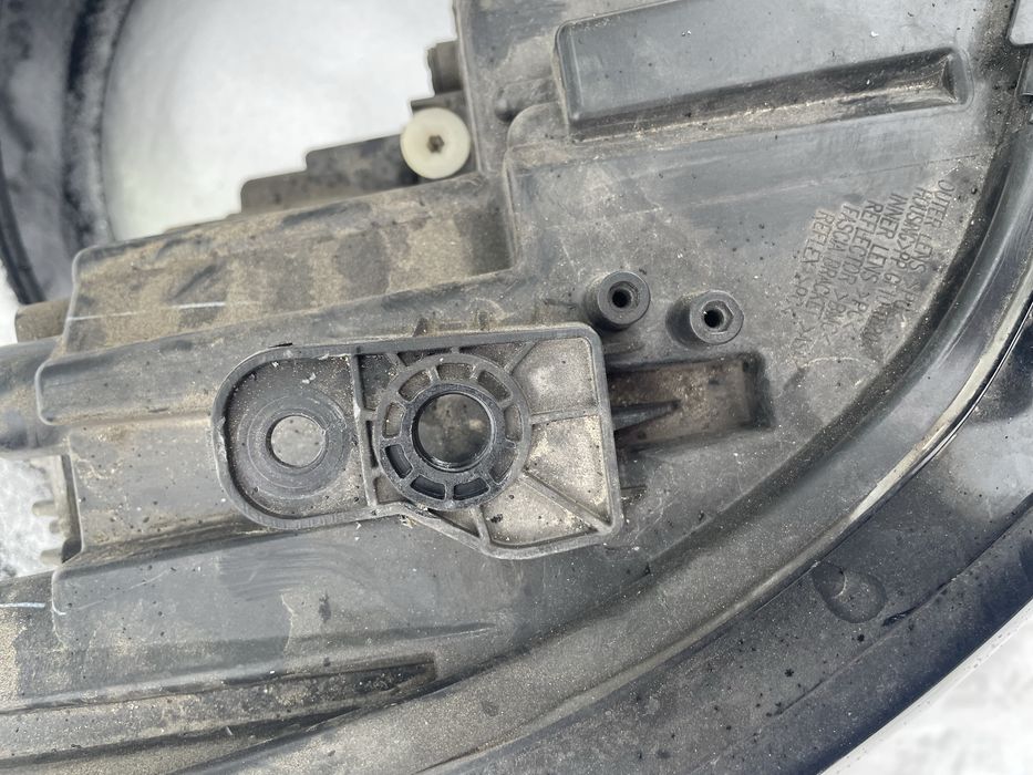 Фара права jeep cherokee 2018 2019 2020 2021 2021