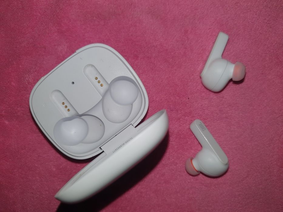 JBL Harman Live PRO + TWS