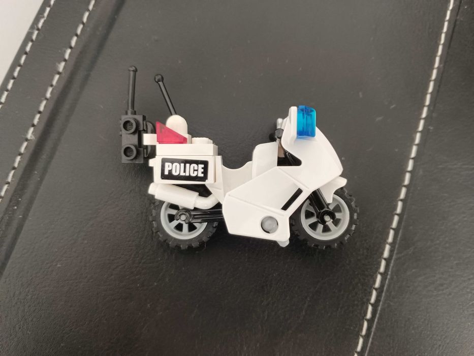 Zestaw LEGO City 7235