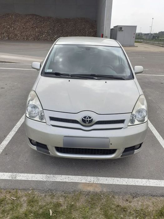 Toyota Corolla Verso Drugi właściciel .Zero rdzy
