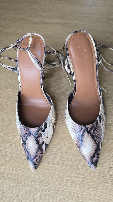 Asos Жіночі босоножки 36 37  туфлі на зав'язках каблук каблук