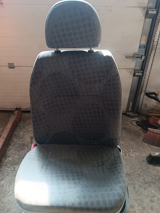 Ford Transit Mk 7 Fotel kierowcy