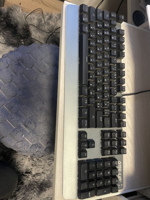 Продам клавіатуру ONE-UP K8
