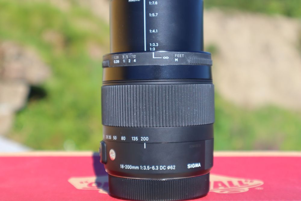 Sigma 18-200mm f/3.5-6.3 DC Macro OS HSM (Canon EF)