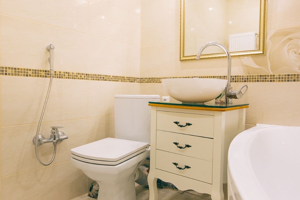 Квартира посуточно в центре в новостройке ул. Петропавловская 79