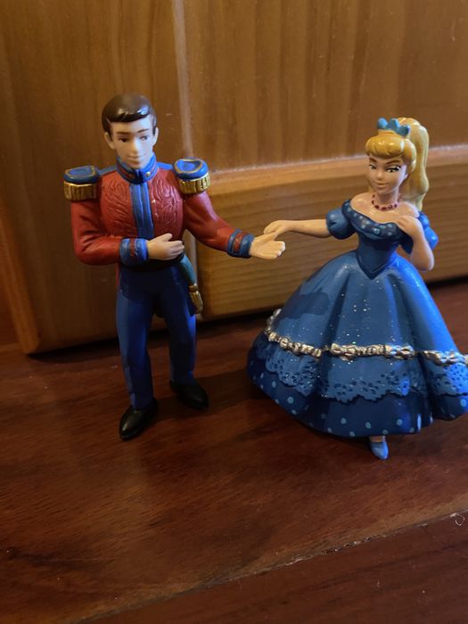 Figuras da disney430537766780293122