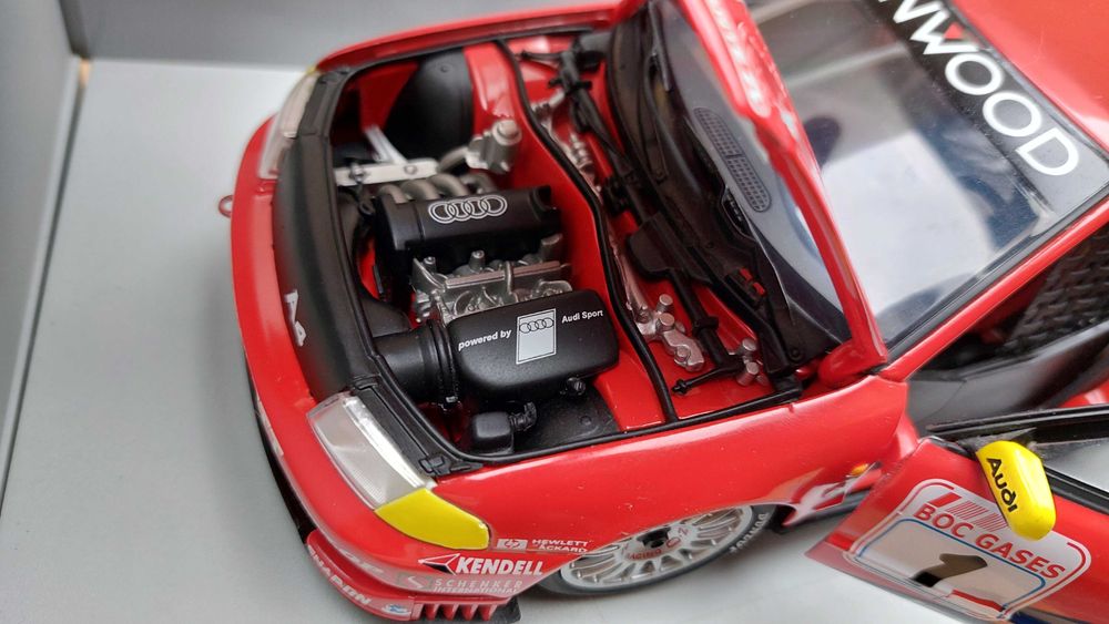 Audi A4 STW DTM #1 Orix Team 1997 UT Models 1:18 Vila do Conde