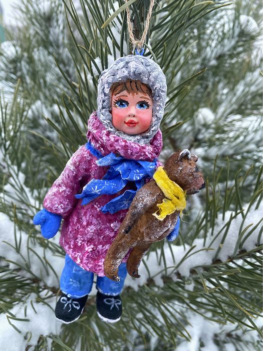 Ватна іграшка на ялинку