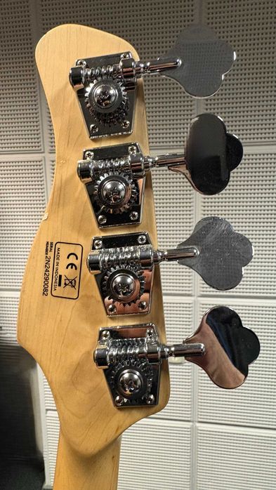 Gitara Basowa MARCUS MILLER U5 Krótka Skala