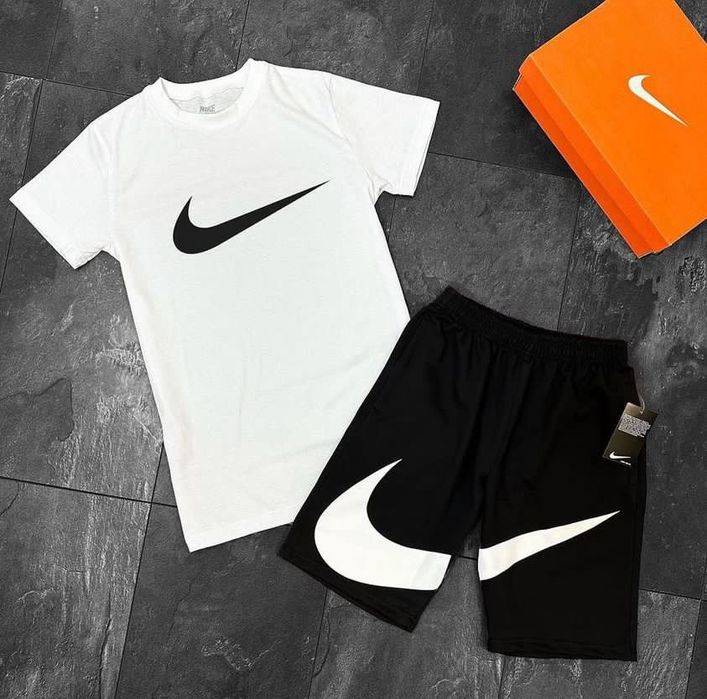 Kostiumy Nike/Adidas