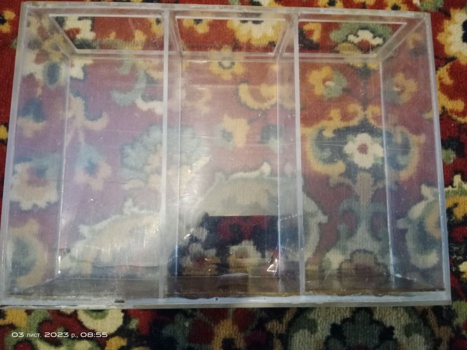 Продам виноску для акваріумних рибок