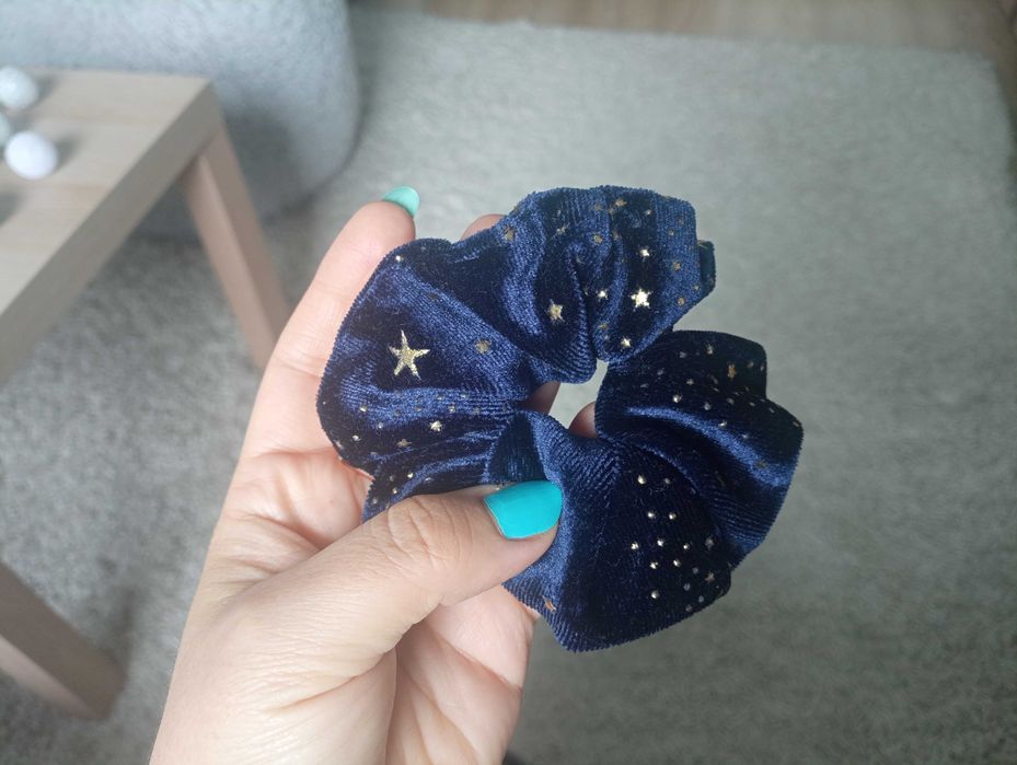 Scrunchie w gwiazdki