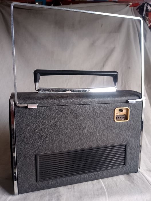 Rádio portátil, Siera