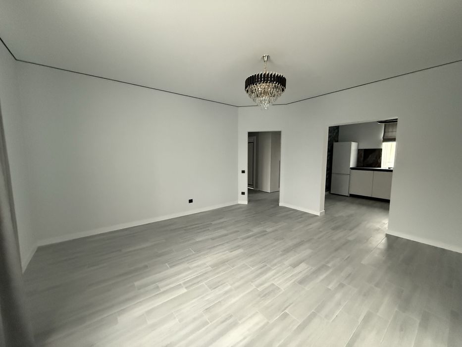 Продам будинок з ремотом